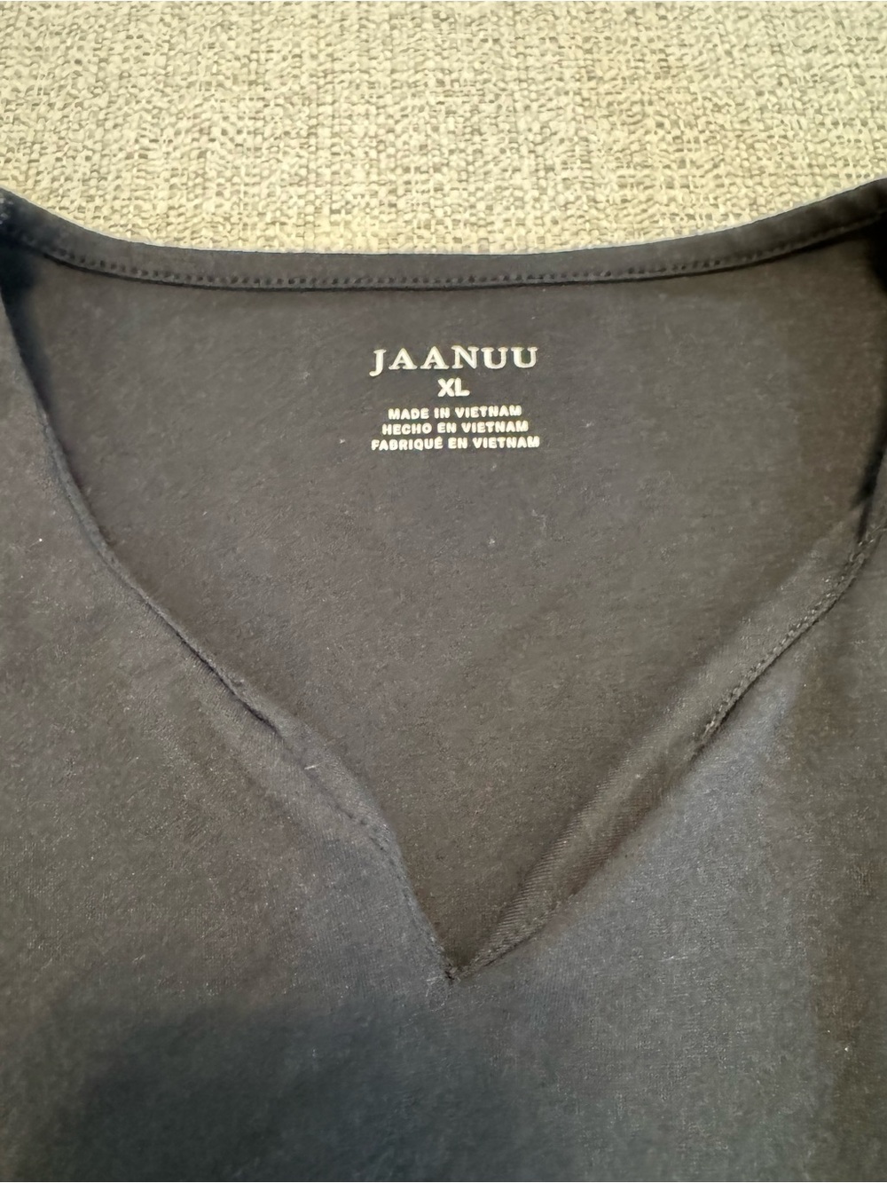 Jaanuu Women’s Black 3/4 Length Sleeve Scrub Top with Branded Tag - Picture 4 of 6